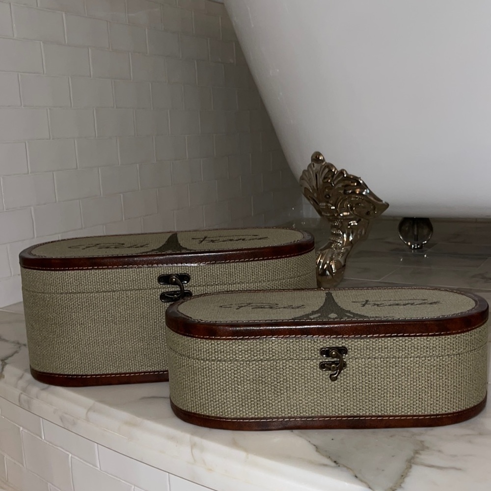 Set of two decorative Paris themed closed bins